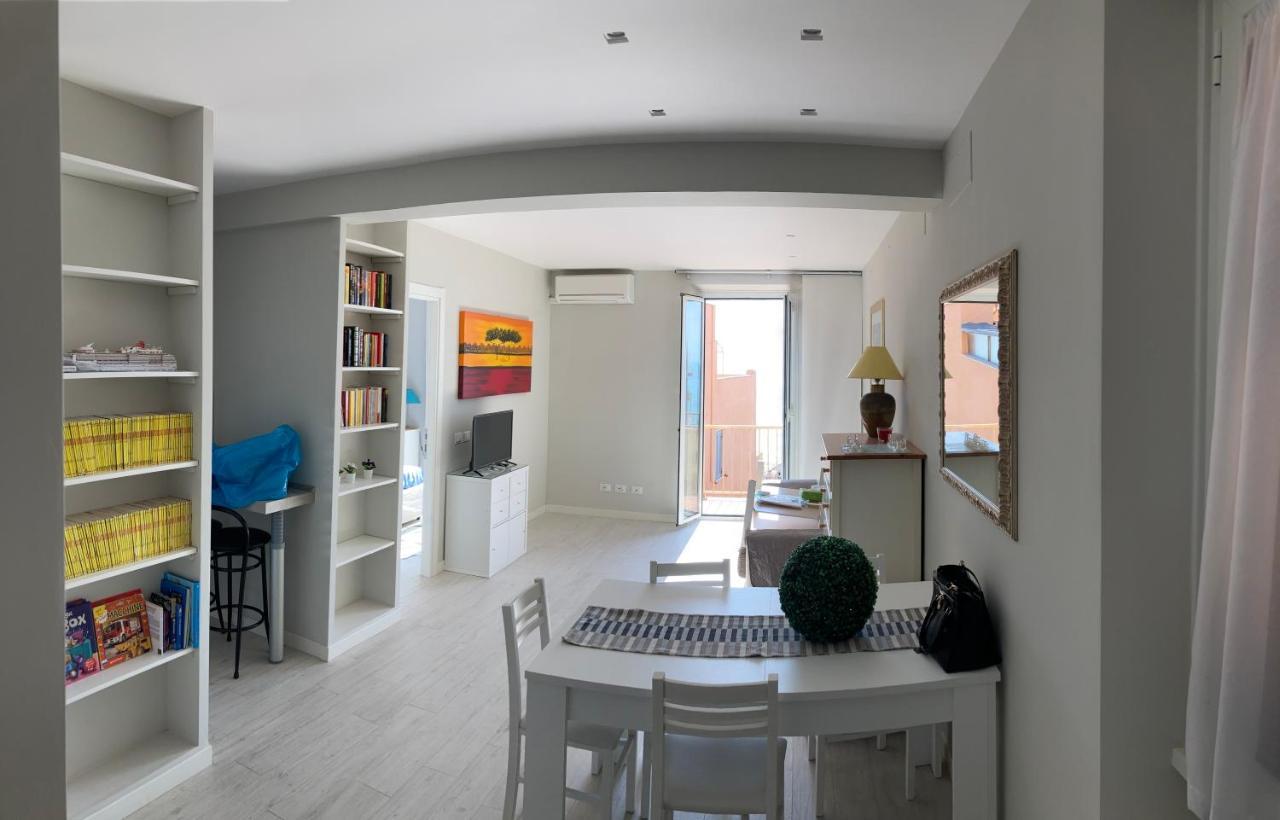 Vila Rosso Tramonto Luxury-White- Ladispoli, Lungomare Regina Elena 58 Exteriér fotografie